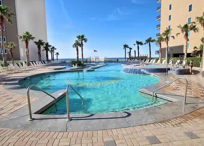 Apartment Crystal Tower 1009 By Youngs Suncoast *